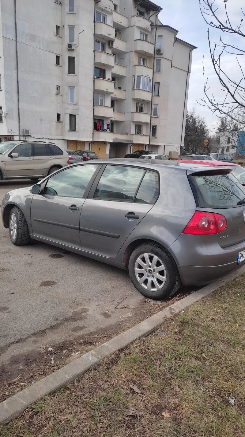 VW Golf 5 1.9 TDI, снимка 2 - Автомобили и джипове - 49348349