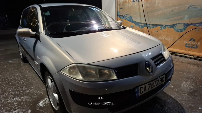 Renault Megane, снимка 2 - Автомобили и джипове - 49380064