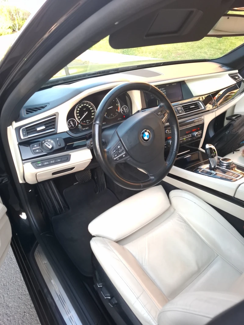 BMW 740 Xdrive Individual, снимка 8 - Автомобили и джипове - 52645672