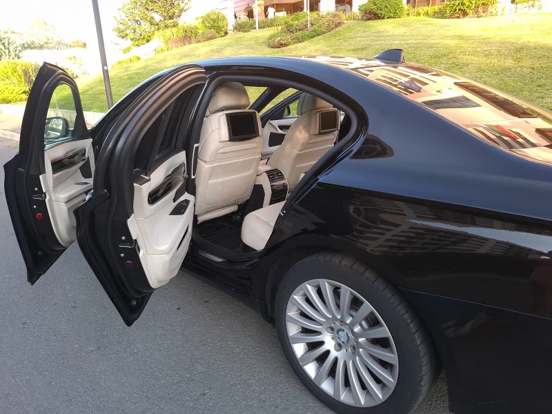 BMW 740 Xdrive Individual, снимка 7 - Автомобили и джипове - 52645672