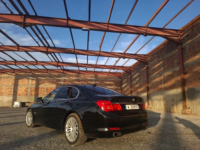 BMW 740 Xdrive Individual, снимка 12 - Автомобили и джипове - 52979822