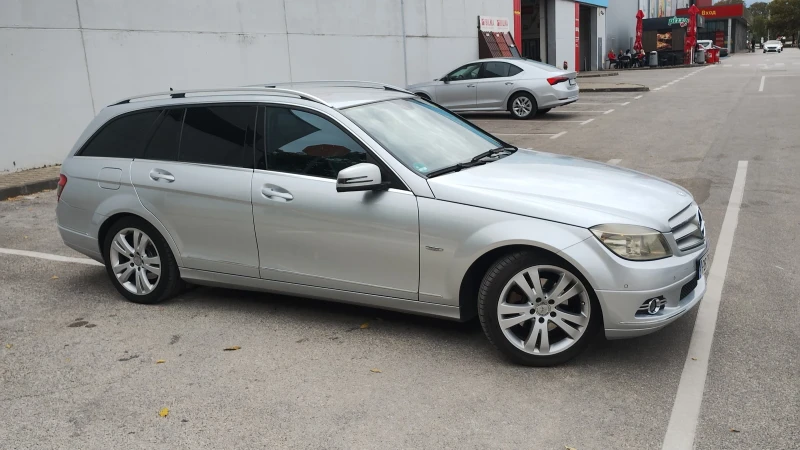 Mercedes-Benz C 220 2.2, снимка 7 - Автомобили и джипове - 52503447