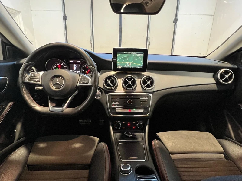 Mercedes-Benz CLA 220 AMG-PAKET, FACE, KAMERA, снимка 12 - Автомобили и джипове - 52450239
