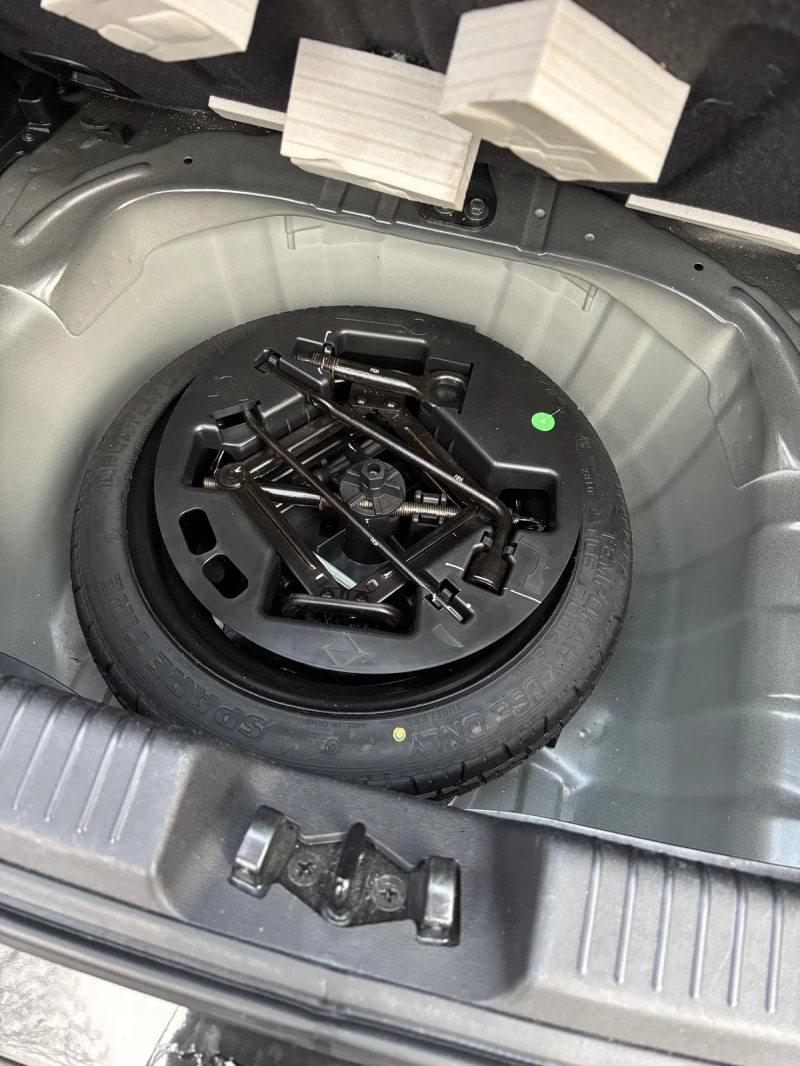 Hyundai I10, снимка 7 - Автомобили и джипове - 52260070