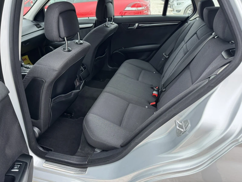 Mercedes-Benz C 200 2.2CDI, снимка 8 - Автомобили и джипове - 52444959