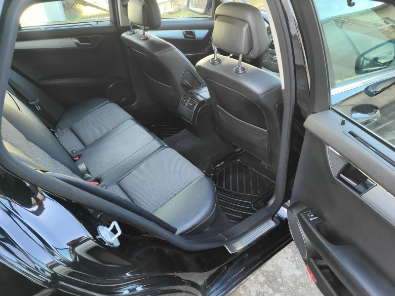 Mercedes-Benz C 200 2.2CDI OM 646, снимка 8 - Автомобили и джипове - 52592576