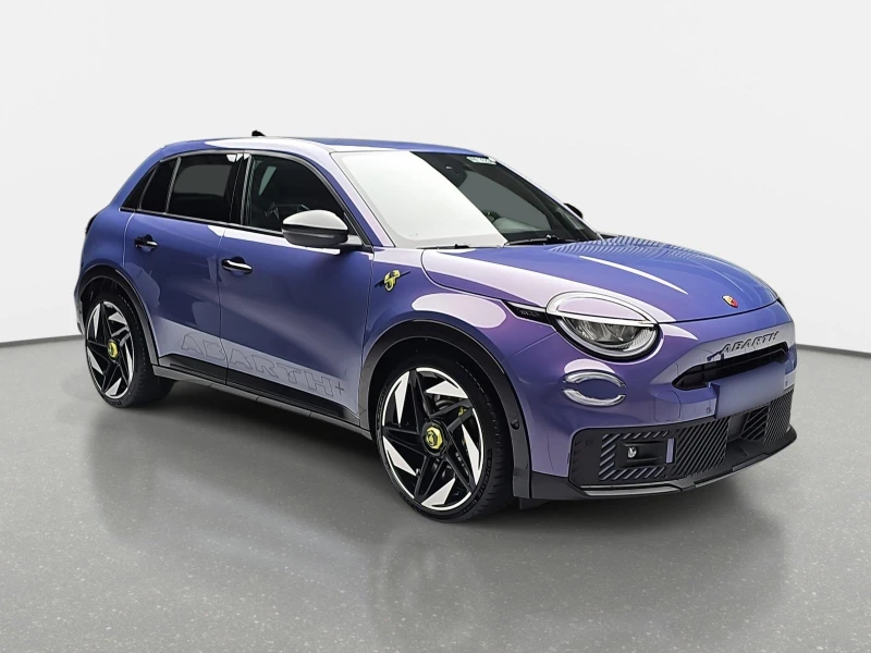 Abarth 600 e SCORPIONISSIMA LED CAMERA , снимка 5 - Автомобили и джипове - 52831230