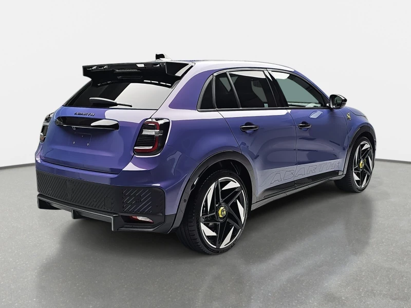 Abarth 600 e SCORPIONISSIMA LED CAMERA , снимка 4 - Автомобили и джипове - 52831230