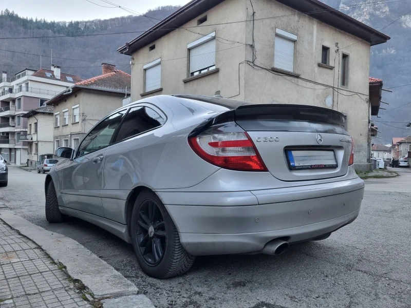 Mercedes-Benz C 200 2.0 kompressor , снимка 4 - Автомобили и джипове - 52867741