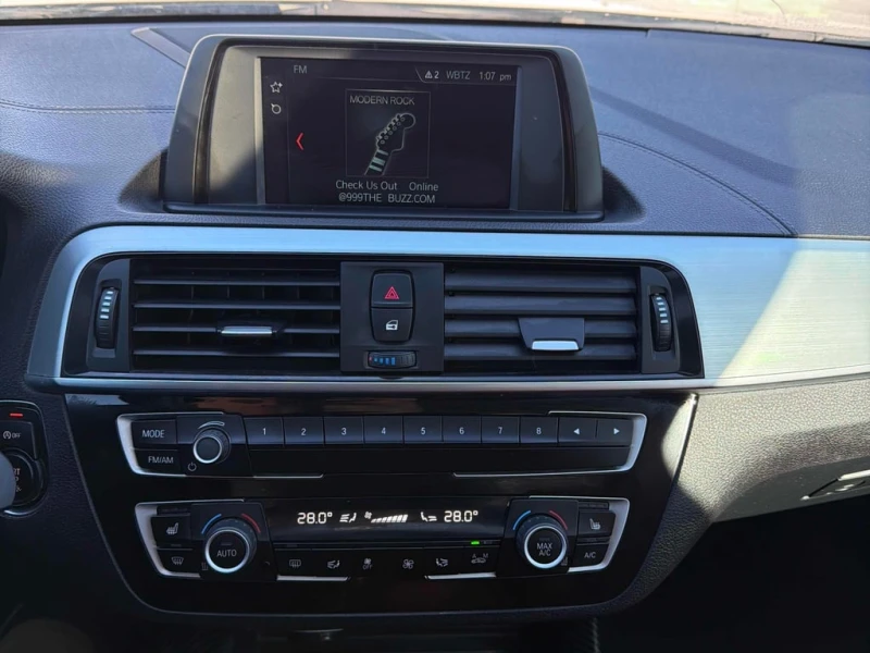 BMW 230 * 230i xDrive * CARFAX * БЕЗ ПЪРВОНАЧАЛНА ВНОСКА, снимка 9 - Автомобили и джипове - 53206856