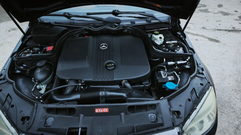 Mercedes-Benz C 220 CDI, снимка 14 - Автомобили и джипове - 53264151