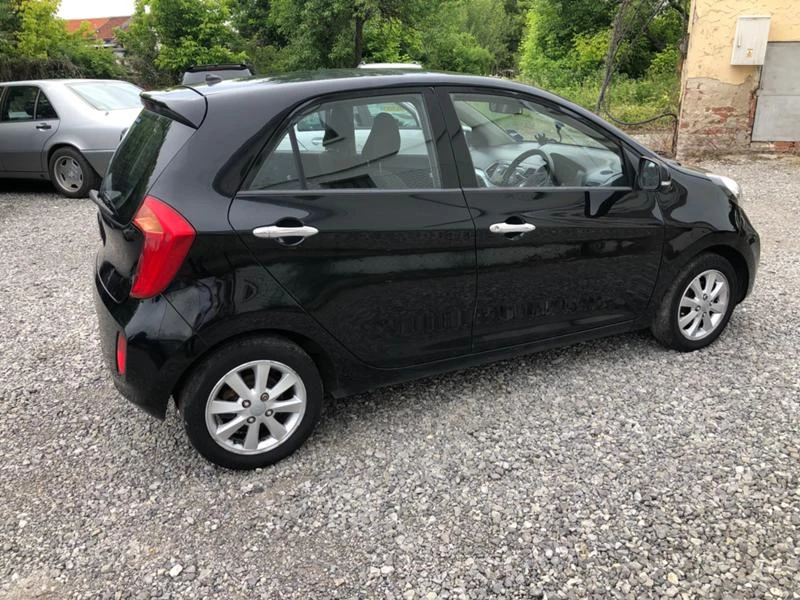 Kia Picanto, снимка 9 - Автомобили и джипове - 46610636