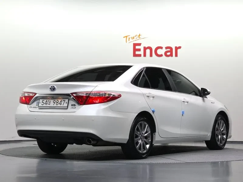 Toyota Camry HYBRID XLE