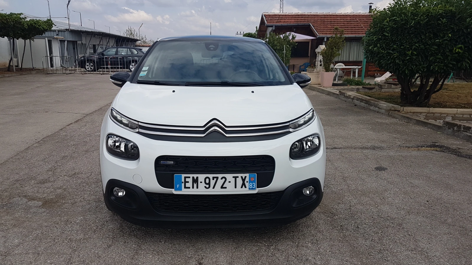 Citroen C3 1.2i PURETECH 110кс - изображение 2