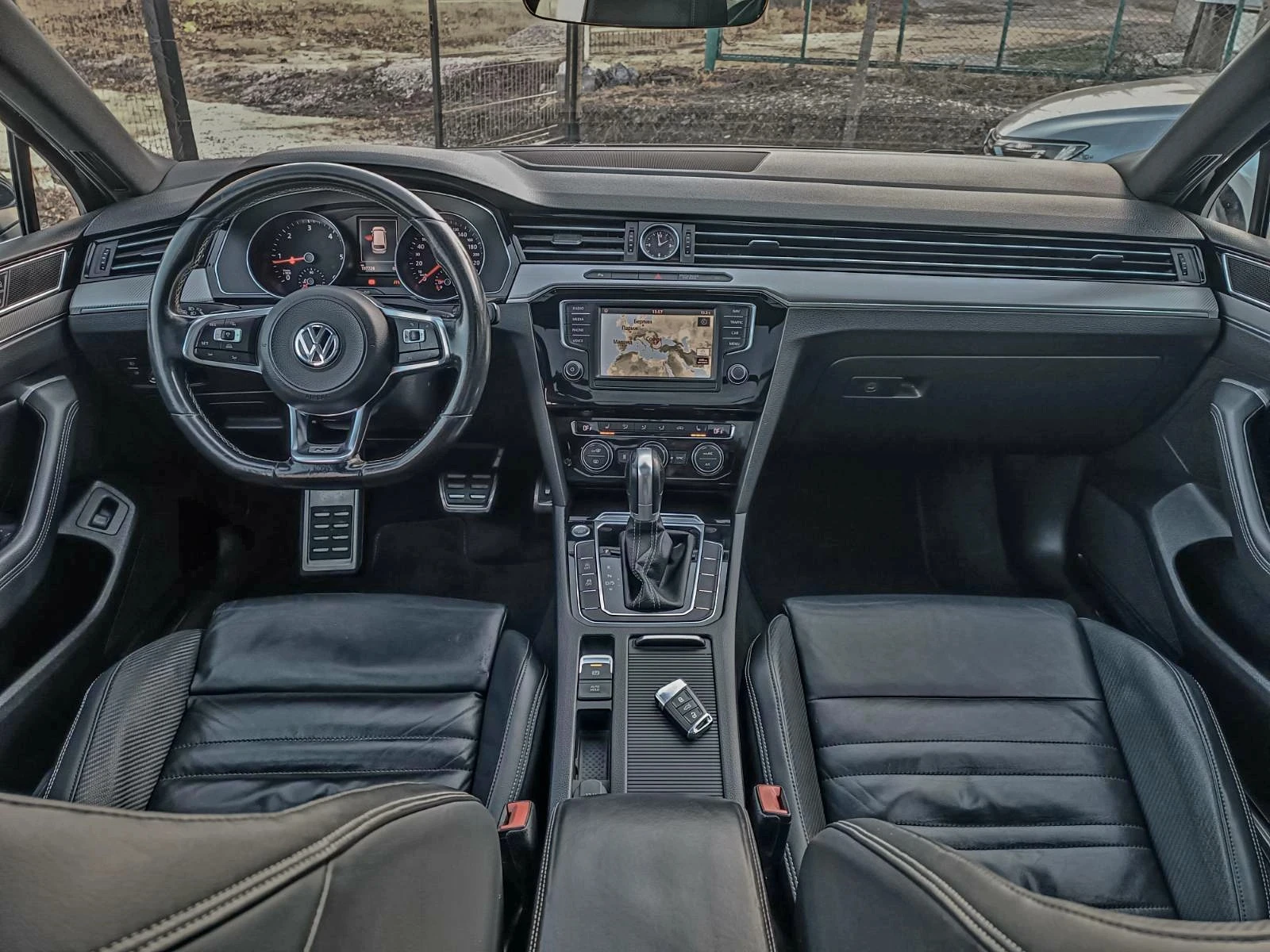 VW Passat R-line  | Mobile.bg   15