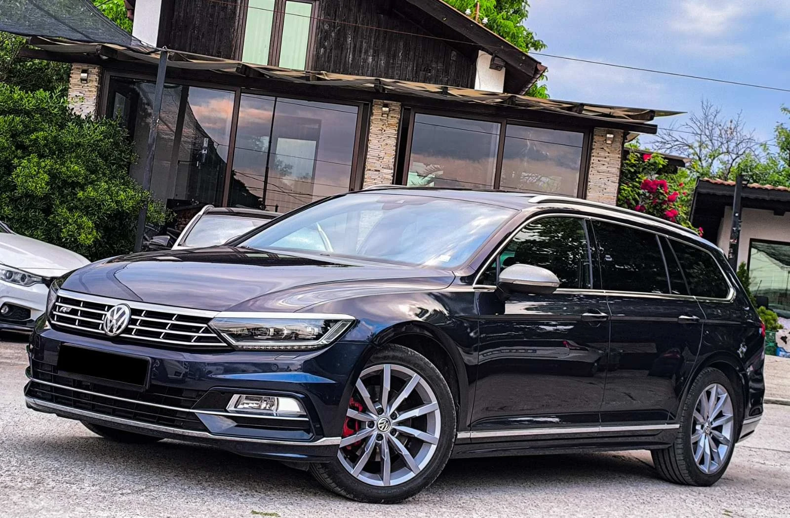 VW Passat R-line , снимка 2 - Автомобили и джипове - 54742945