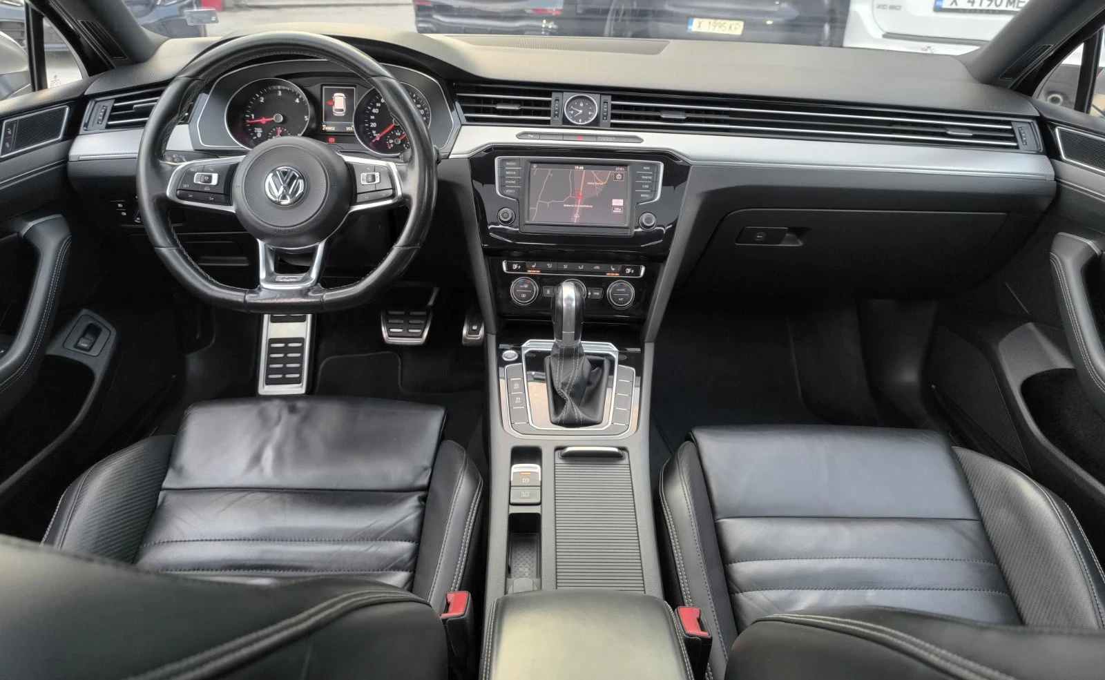 VW Passat R-line , снимка 6 - Автомобили и джипове - 54742945