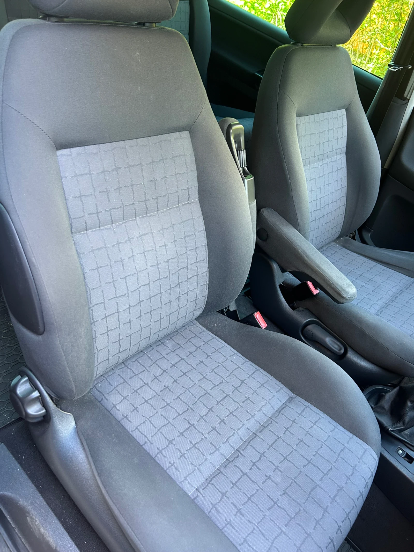 Seat Alhambra 1.8T - изображение 5