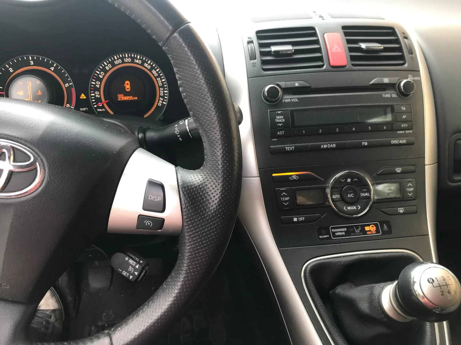 Toyota Auris 2.0D D4D FACE - изображение 7
