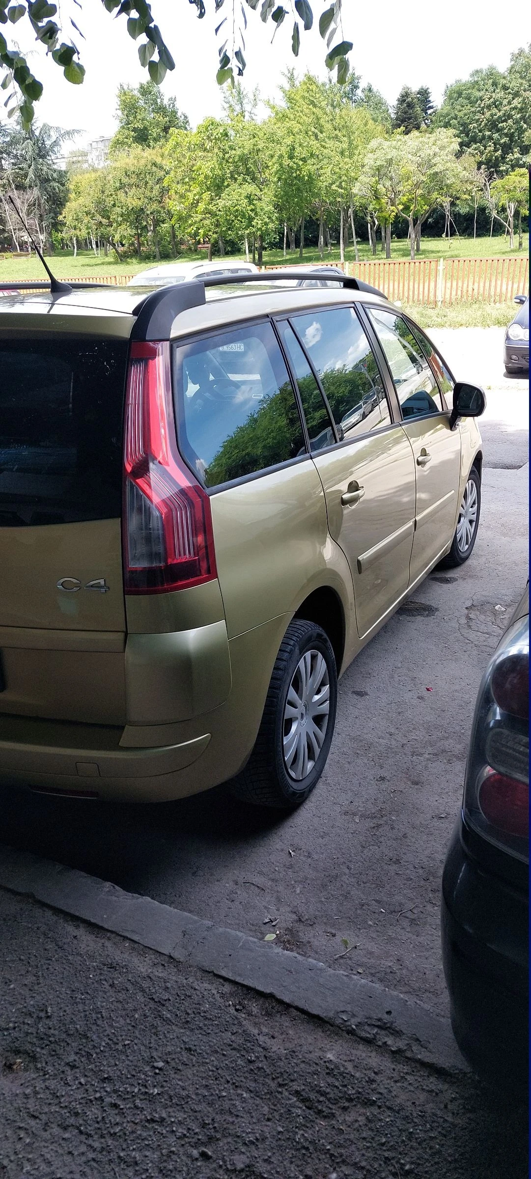 Citroen C4 Picasso  - изображение 4