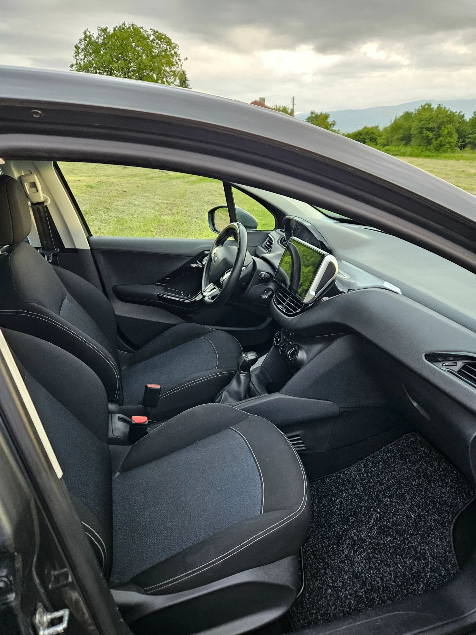 Peugeot 208 1.4 HDI EURO5  | Mobile.bg   10