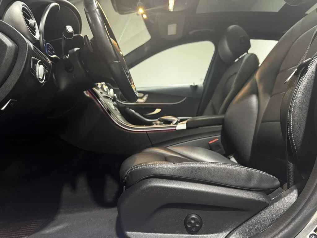 Mercedes-Benz C 300 * АВТО КРЕДИТ* ЦЕНА ДО БГ * СЕРВИЗНА ИСТОРИЯ *  - изображение 8