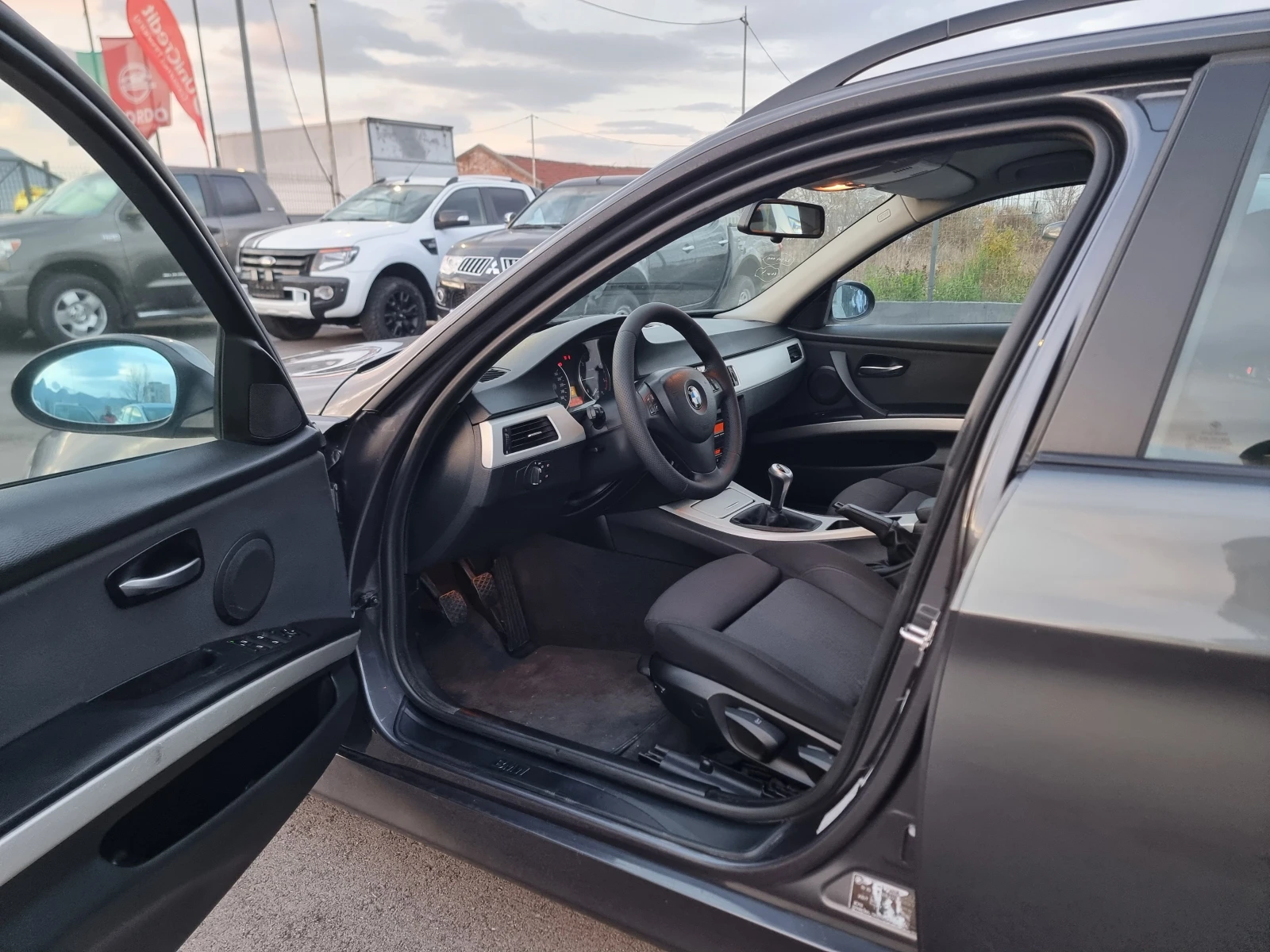 BMW 320 2.0TDI | Mobile.bg   10