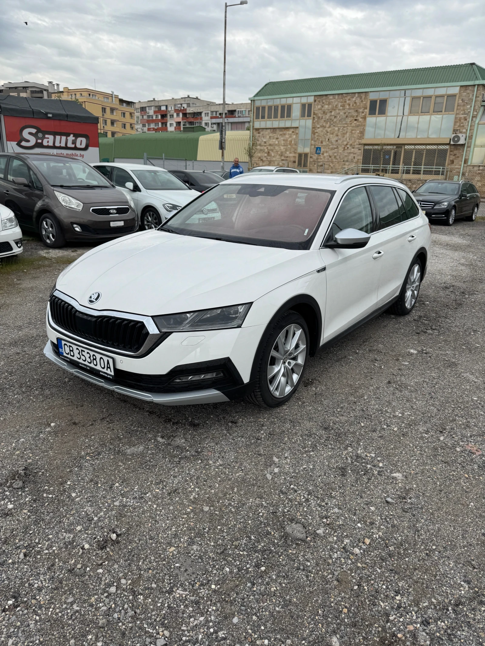 Skoda Octavia SCOUT 2.0TDI/DSG 4✖4 FULL