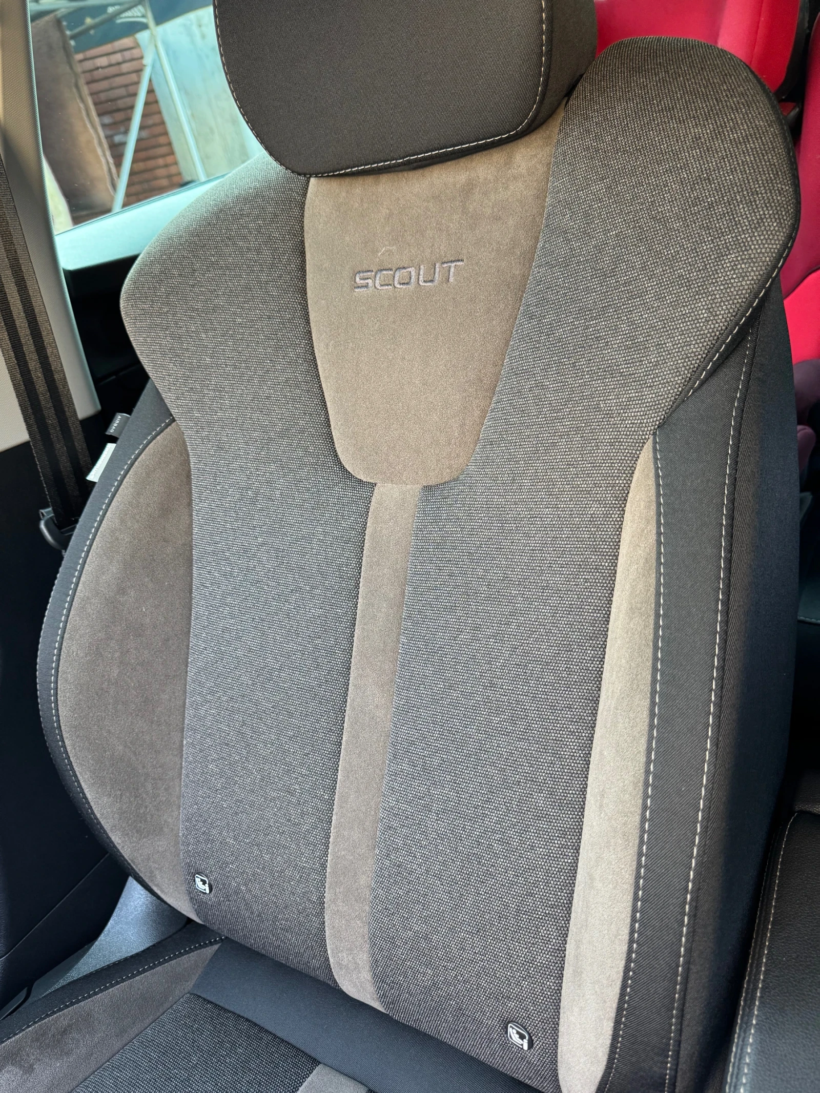 Skoda Octavia SCOUT 2.0TDI/DSG 4✖4 FULL, снимка 17 - Автомобили и джипове - 54401970