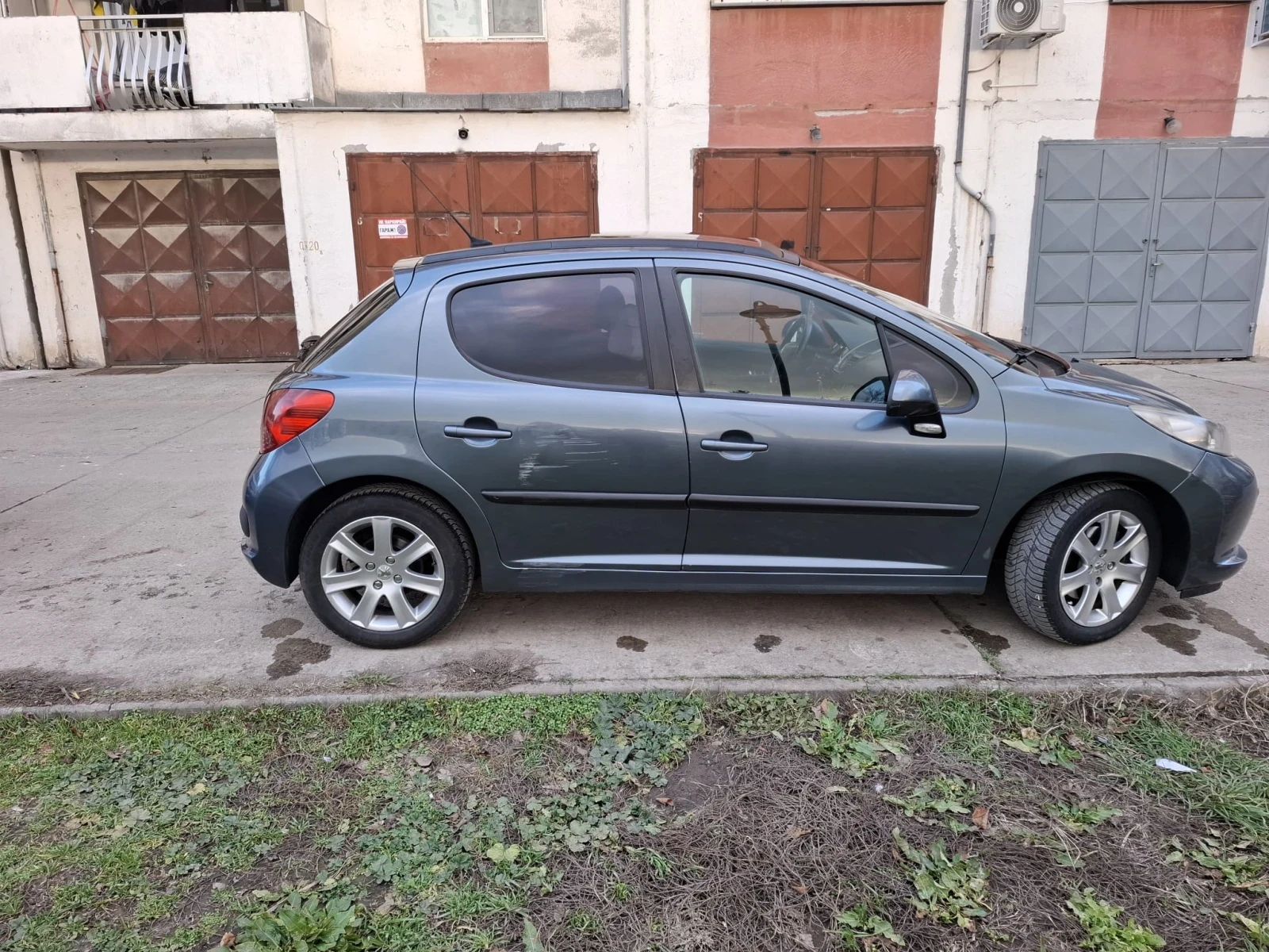 Peugeot 207 1.6 hdi - изображение 3
