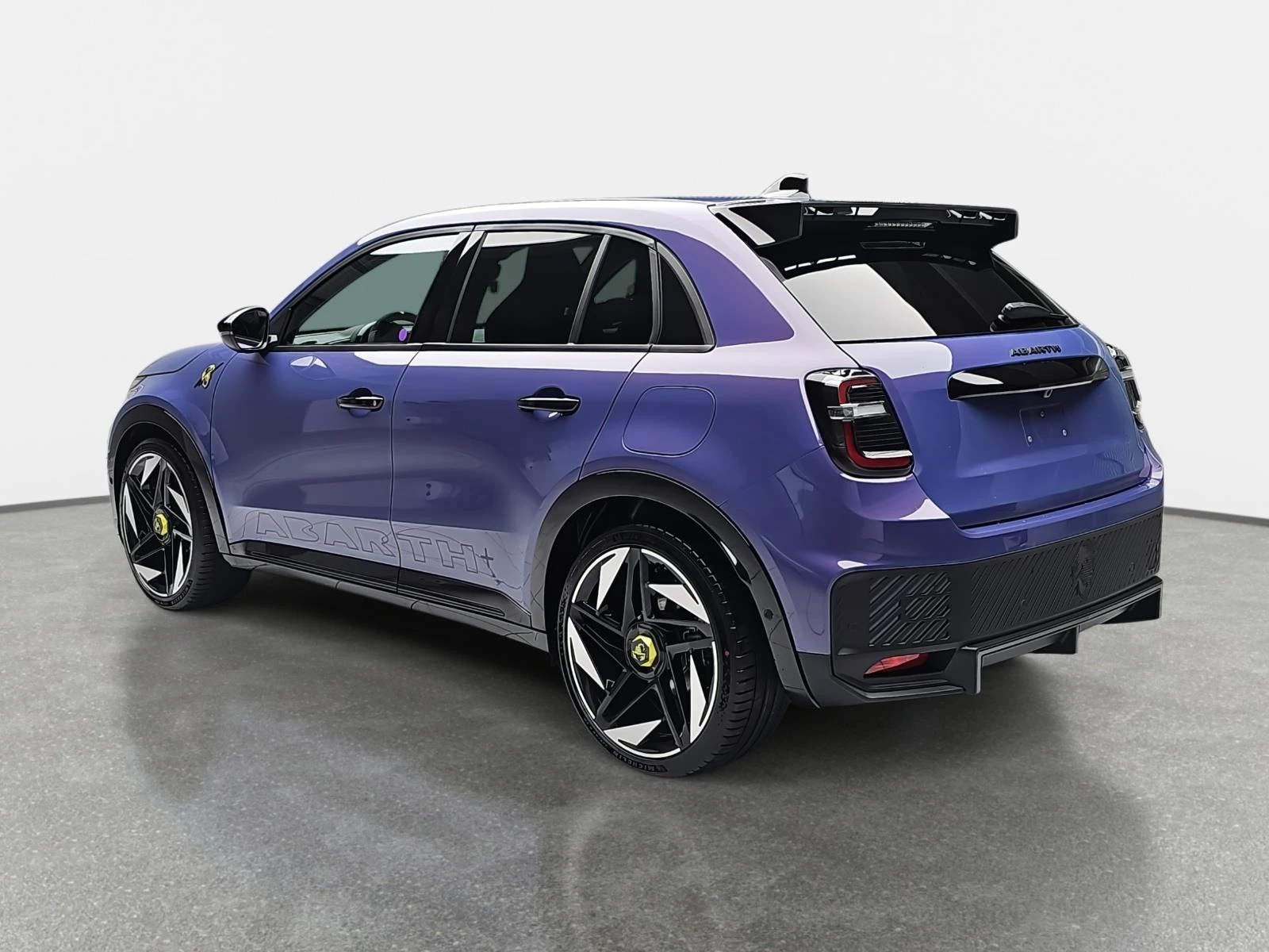 Abarth 600 e SCORPIONISSIMA LED CAMERA  - изображение 3