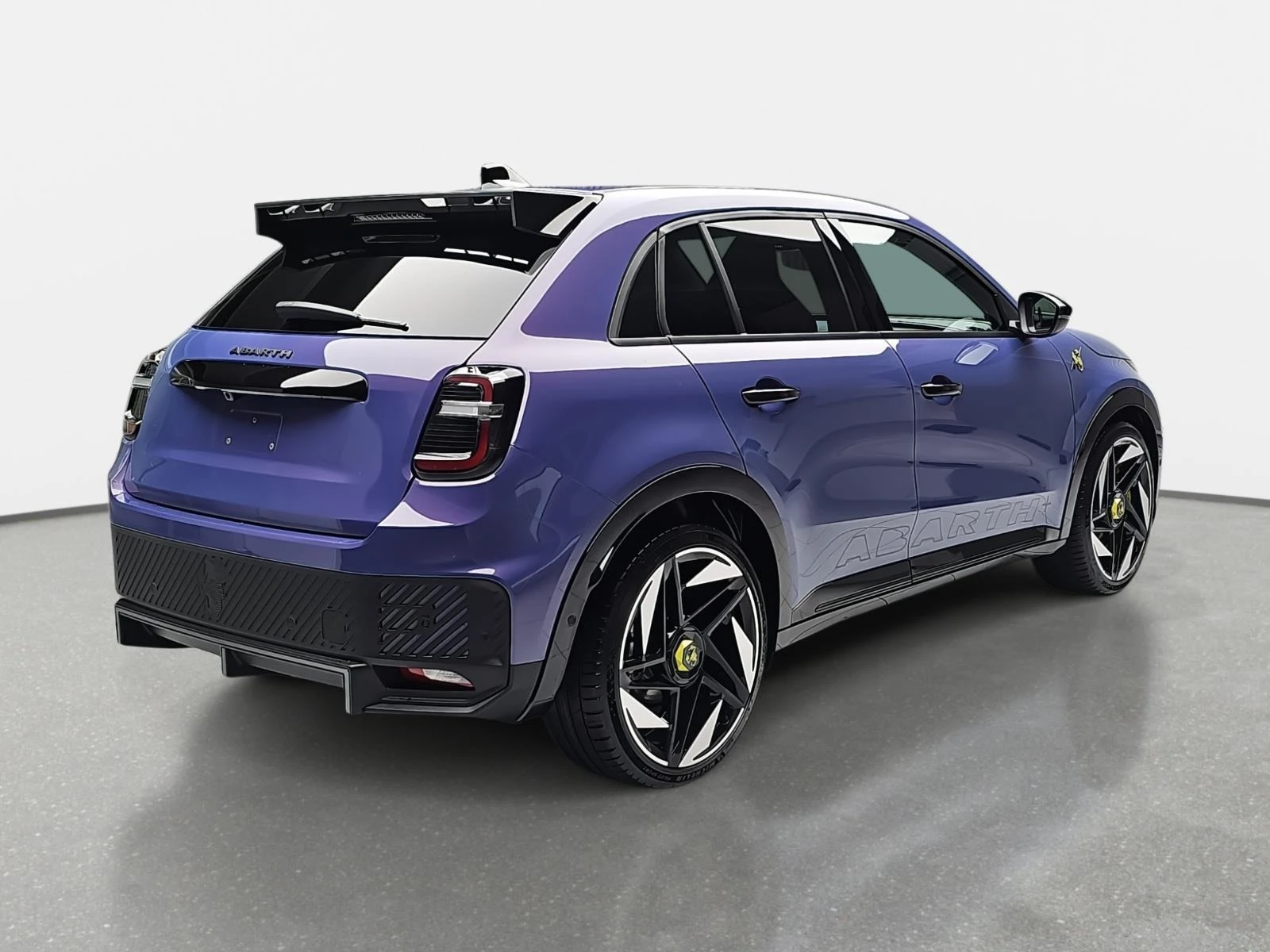 Abarth 600 e SCORPIONISSIMA LED CAMERA  - изображение 4