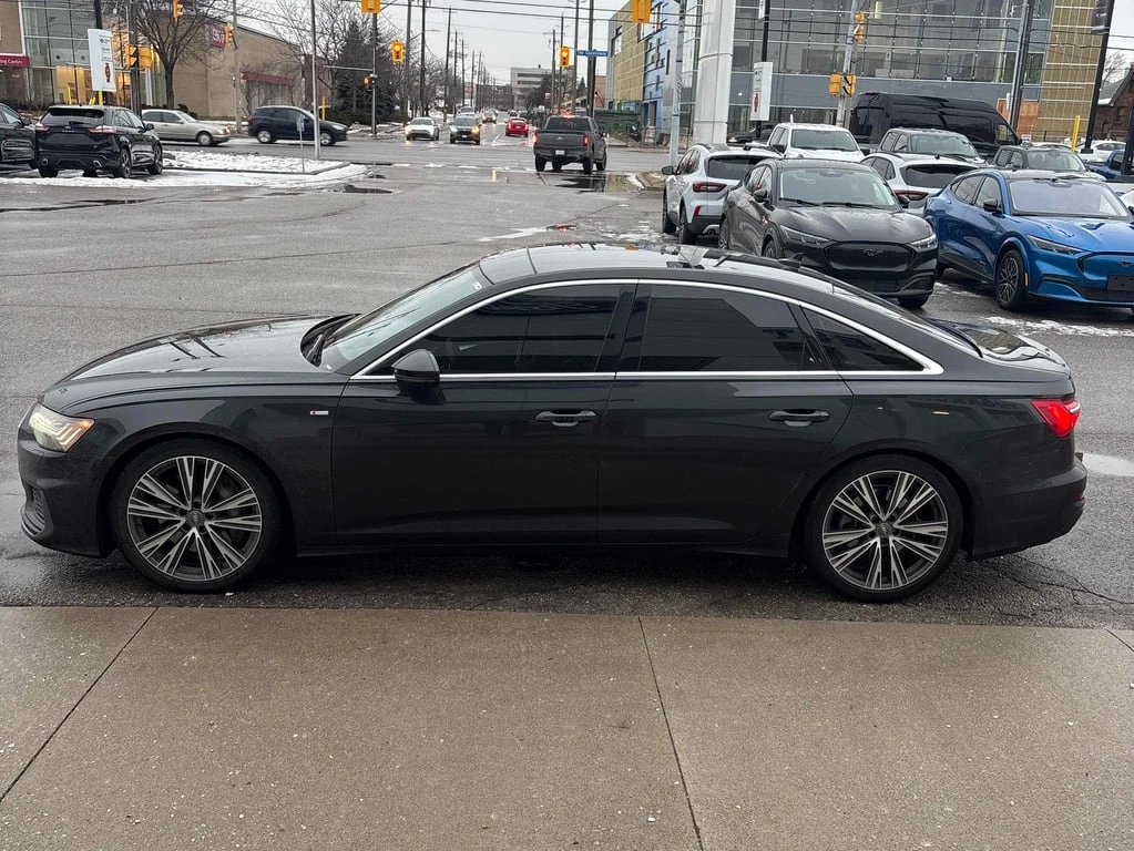 Audi A6 2019 QUATTRO * S LINE* ДИСТРОНИК* ОБДУХВАНЕ* 360*  - изображение 3