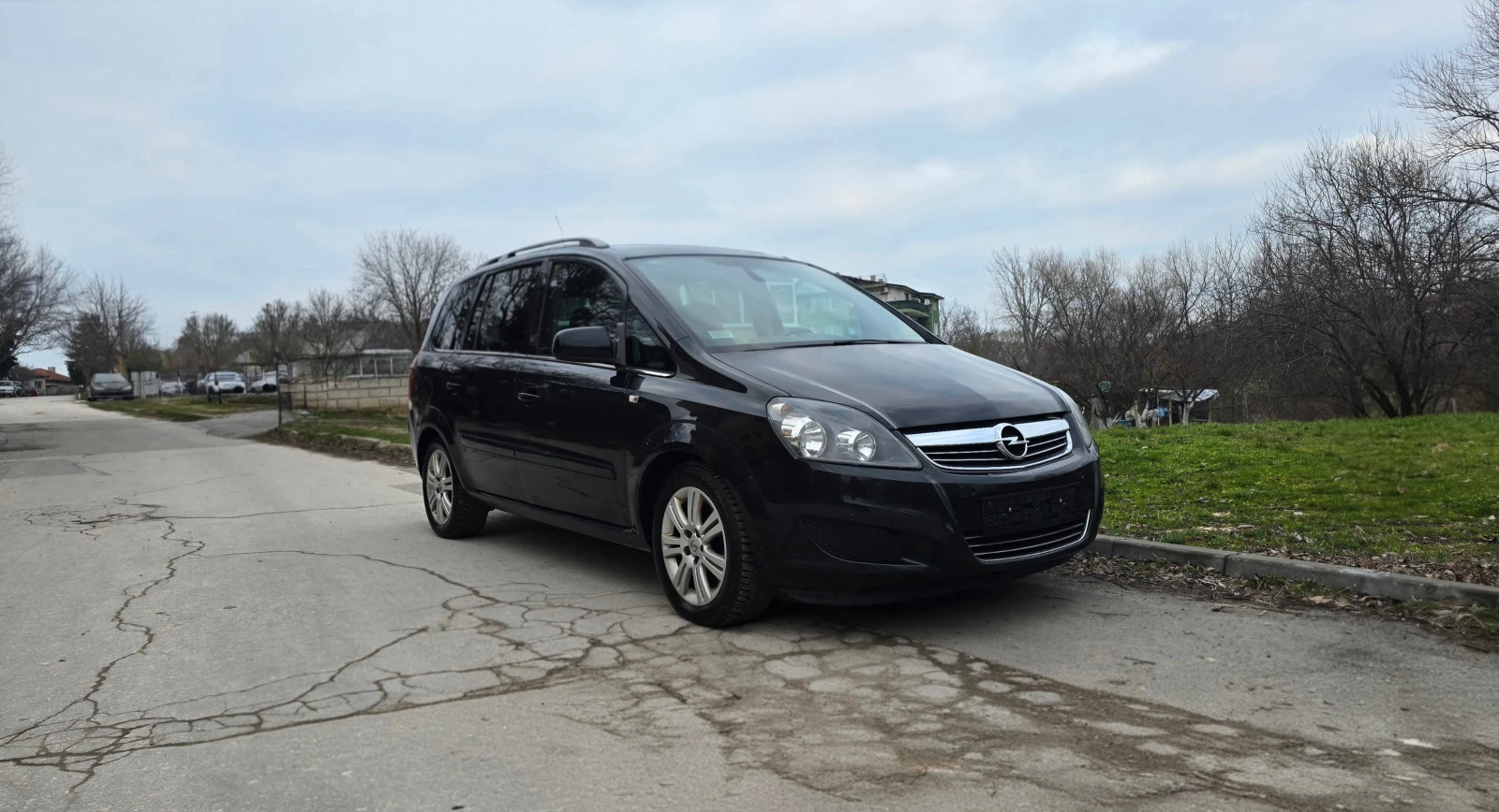 Opel Zafira 1.7 CDTI, снимка 4 - Автомобили и джипове - 53823894