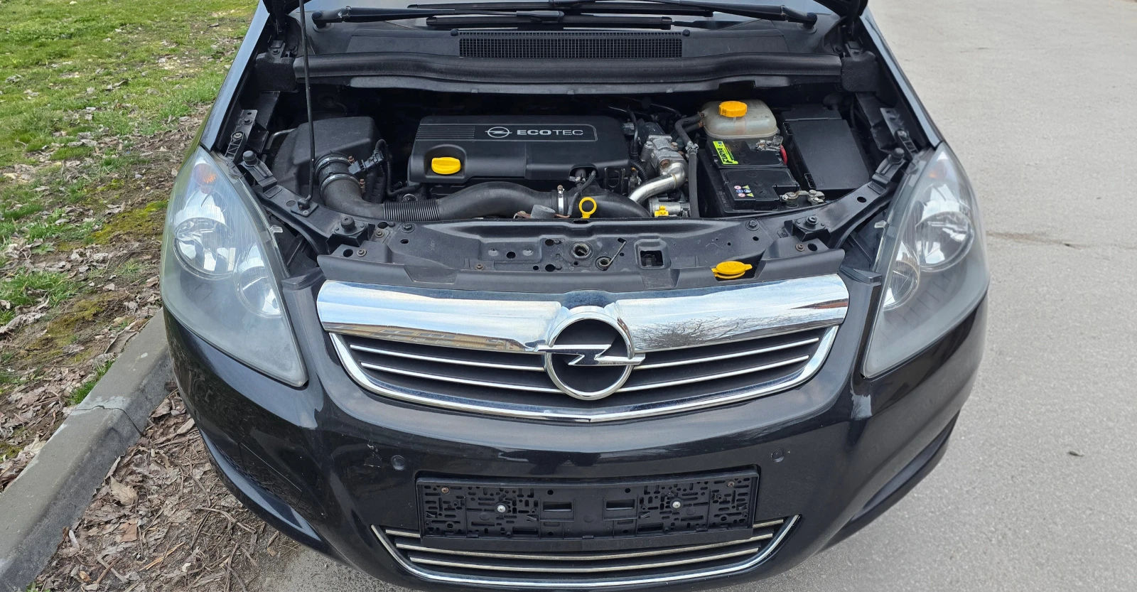 Opel Zafira 1.7 CDTI, снимка 14 - Автомобили и джипове - 53823894