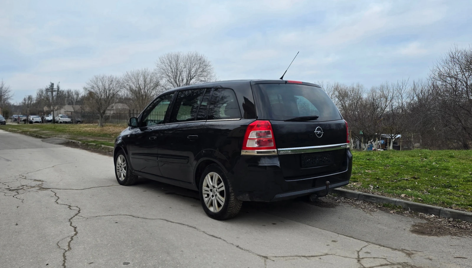 Opel Zafira 1.7 CDTI, снимка 2 - Автомобили и джипове - 53823894