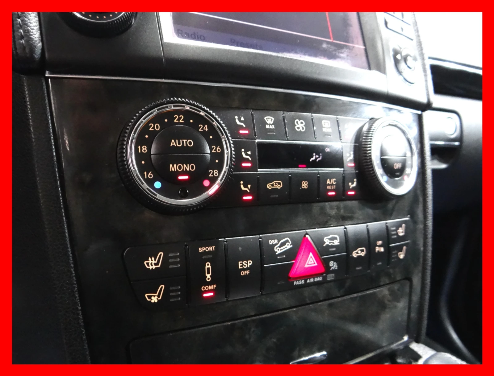 Mercedes-Benz ML 550 4MATIC* BLIND SPOT* KEYLESS* SUNROOF* REVERSE CAM*, снимка 13 - Автомобили и джипове - 54028047