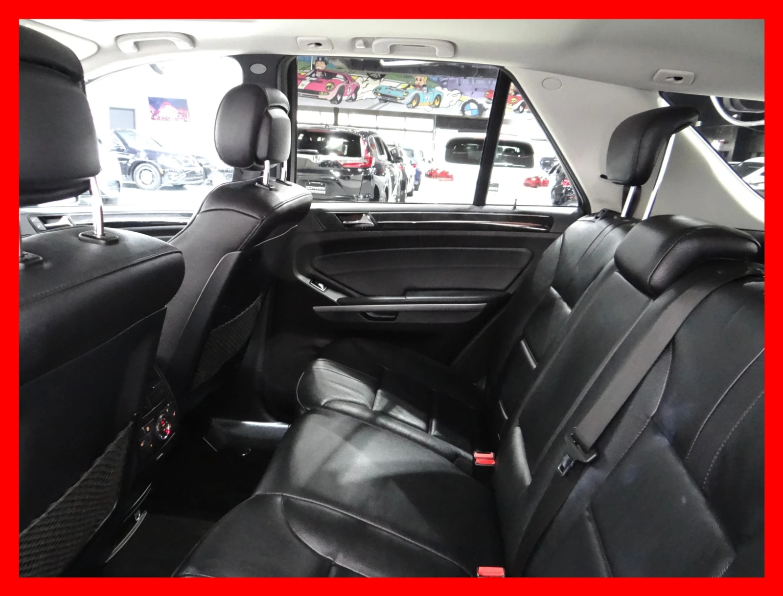 Mercedes-Benz ML 550 4MATIC* BLIND SPOT* KEYLESS* SUNROOF* REVERSE CAM*, снимка 15 - Автомобили и джипове - 54028047