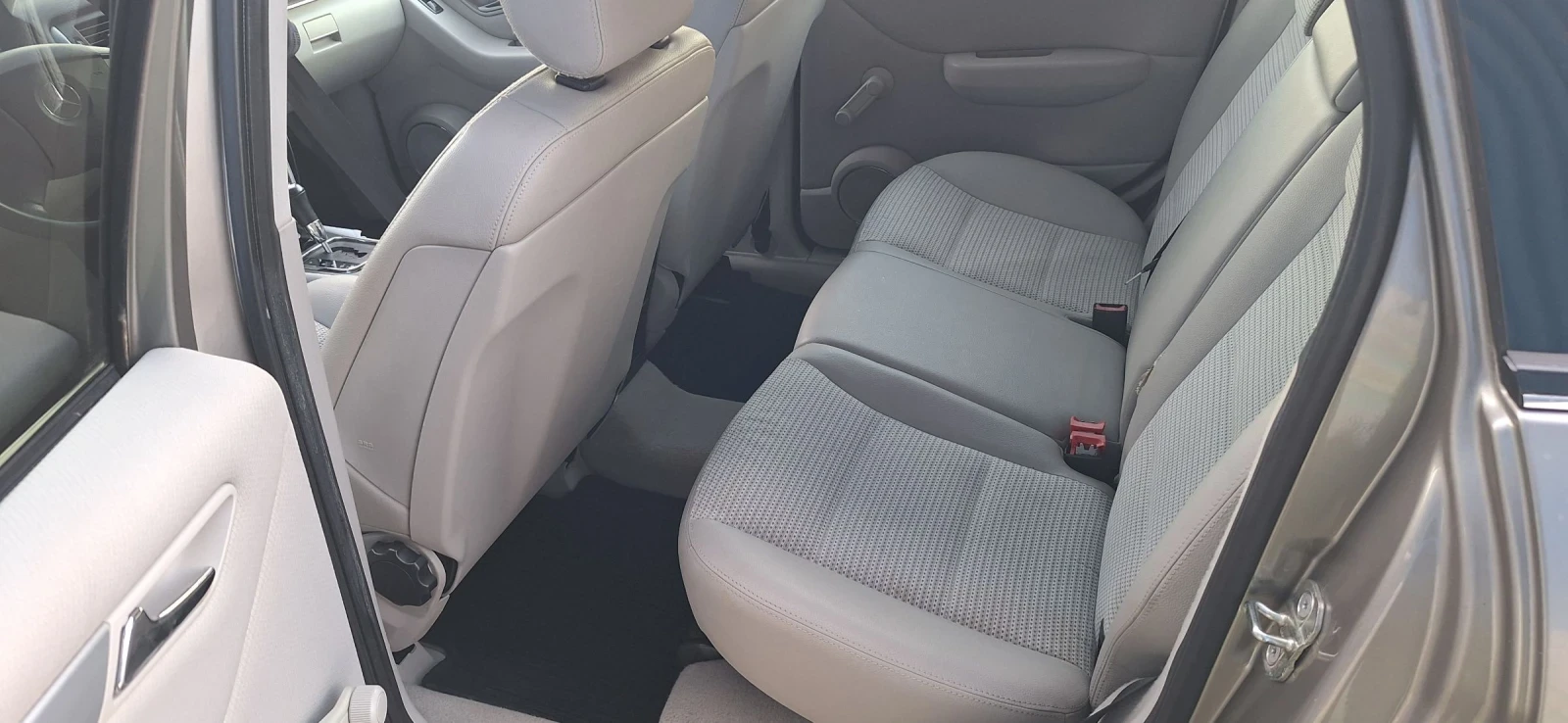 Mercedes-Benz B 170, снимка 14 - Автомобили и джипове - 54243086