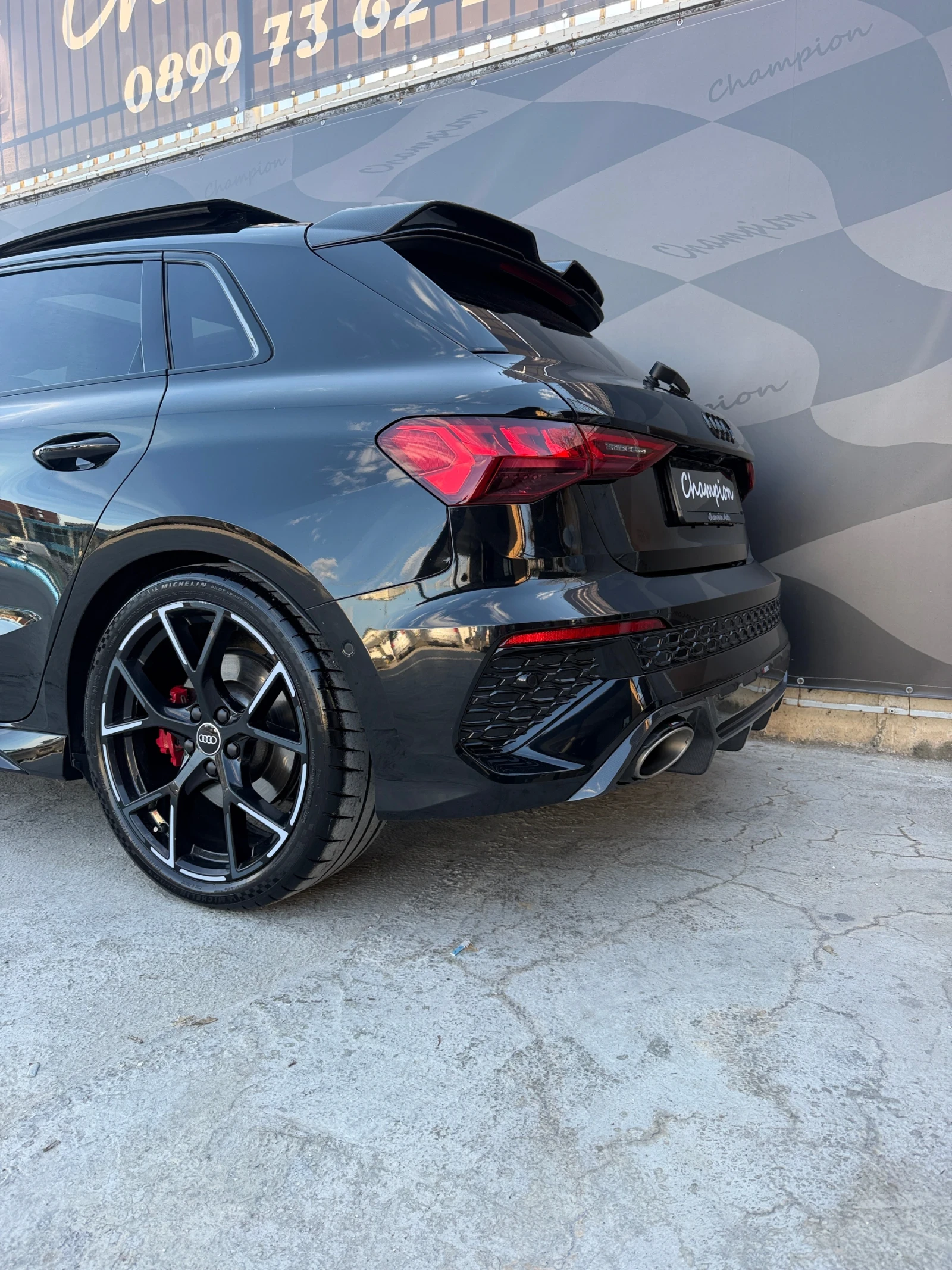 Audi Rs3 Бартер лизинг без доходи, снимка 17 - Автомобили и джипове - 54386075