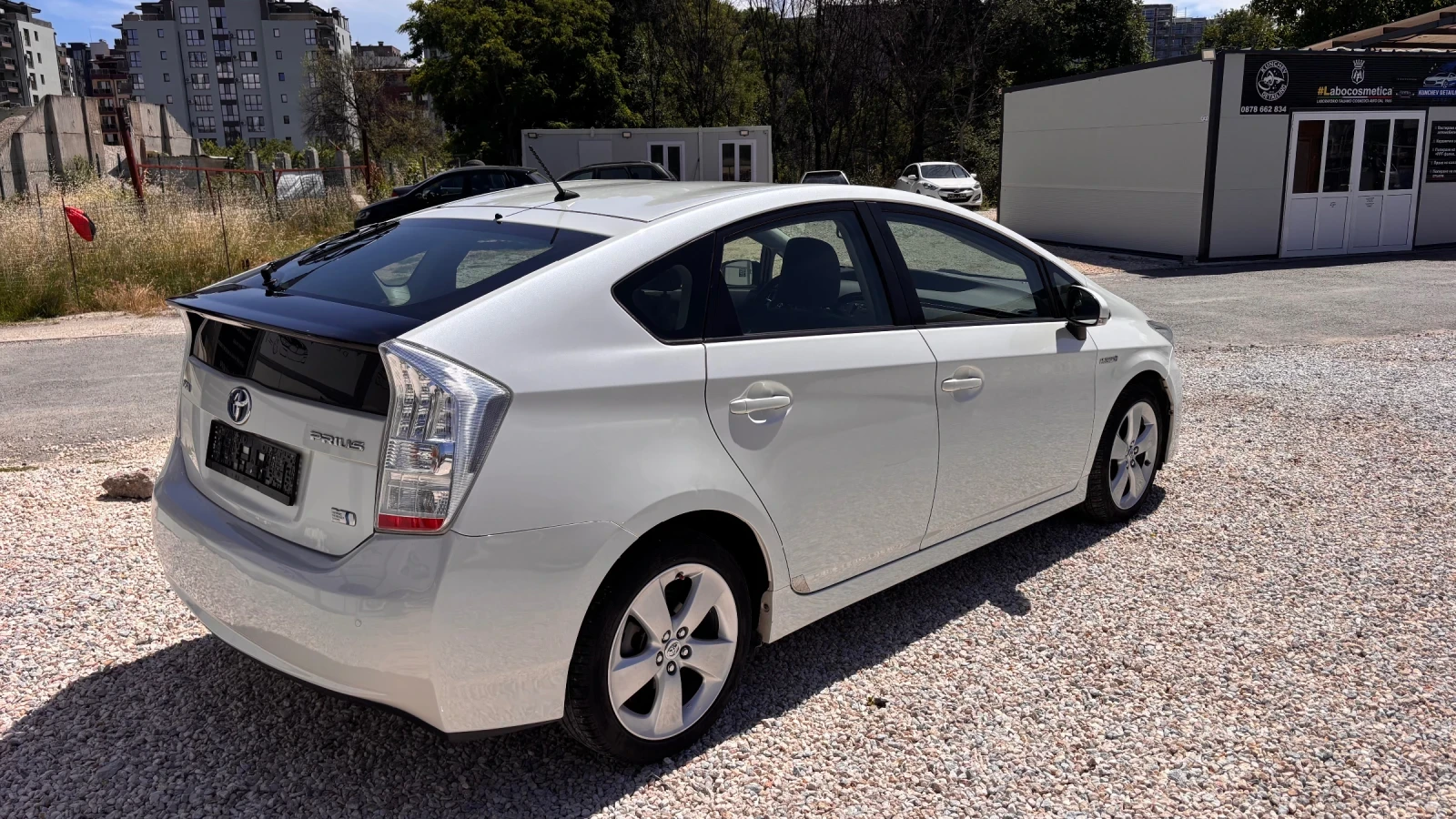 Toyota Prius Нов внос от Италия, снимка 4 - Автомобили и джипове - 54855659