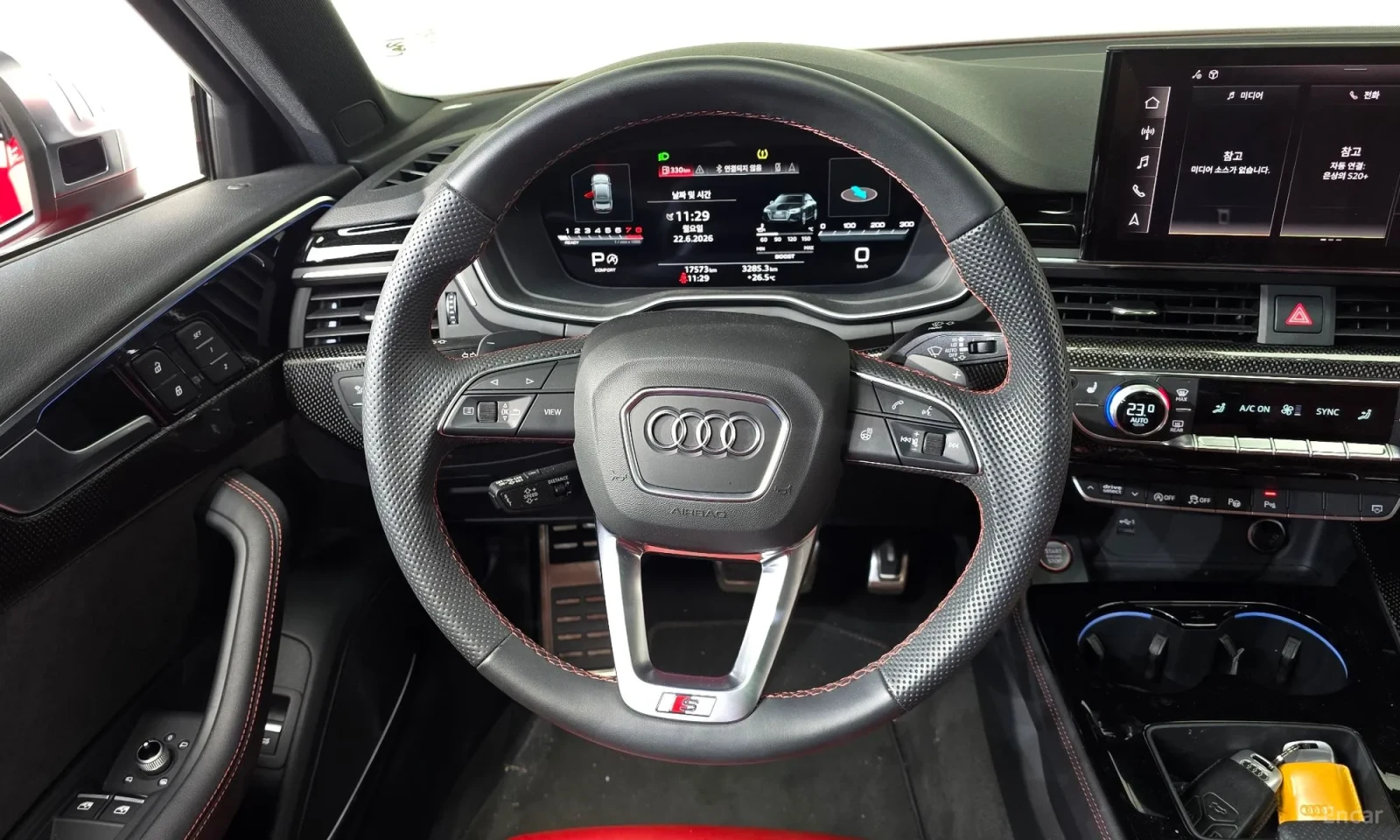 Audi S4 UNIKAT* 17000KM!!!* TOP OFERTA* , снимка 13 - Автомобили и джипове - 55173288