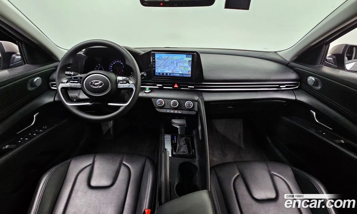 Hyundai Elantra 1.6 Smart, снимка 7 - Автомобили и джипове - 55676642
