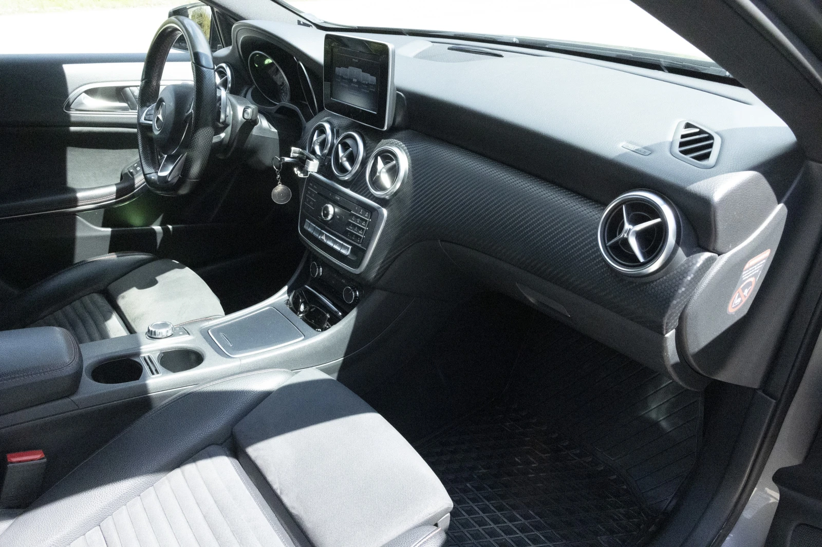 Mercedes-Benz A 200, снимка 12 - Автомобили и джипове - 55804114