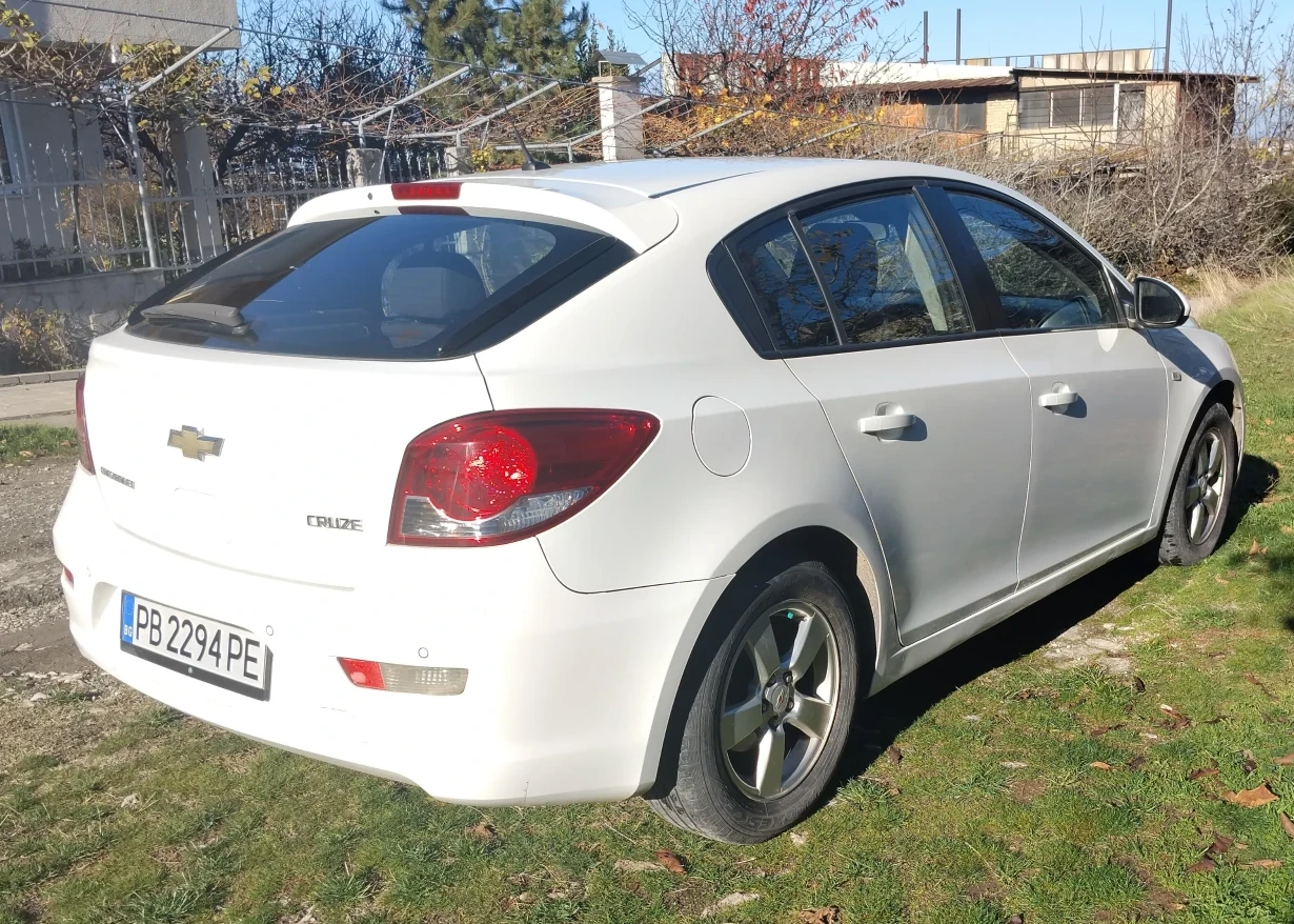 Chevrolet Cruze 1.6 GPL, снимка 4 - Автомобили и джипове - 55888639