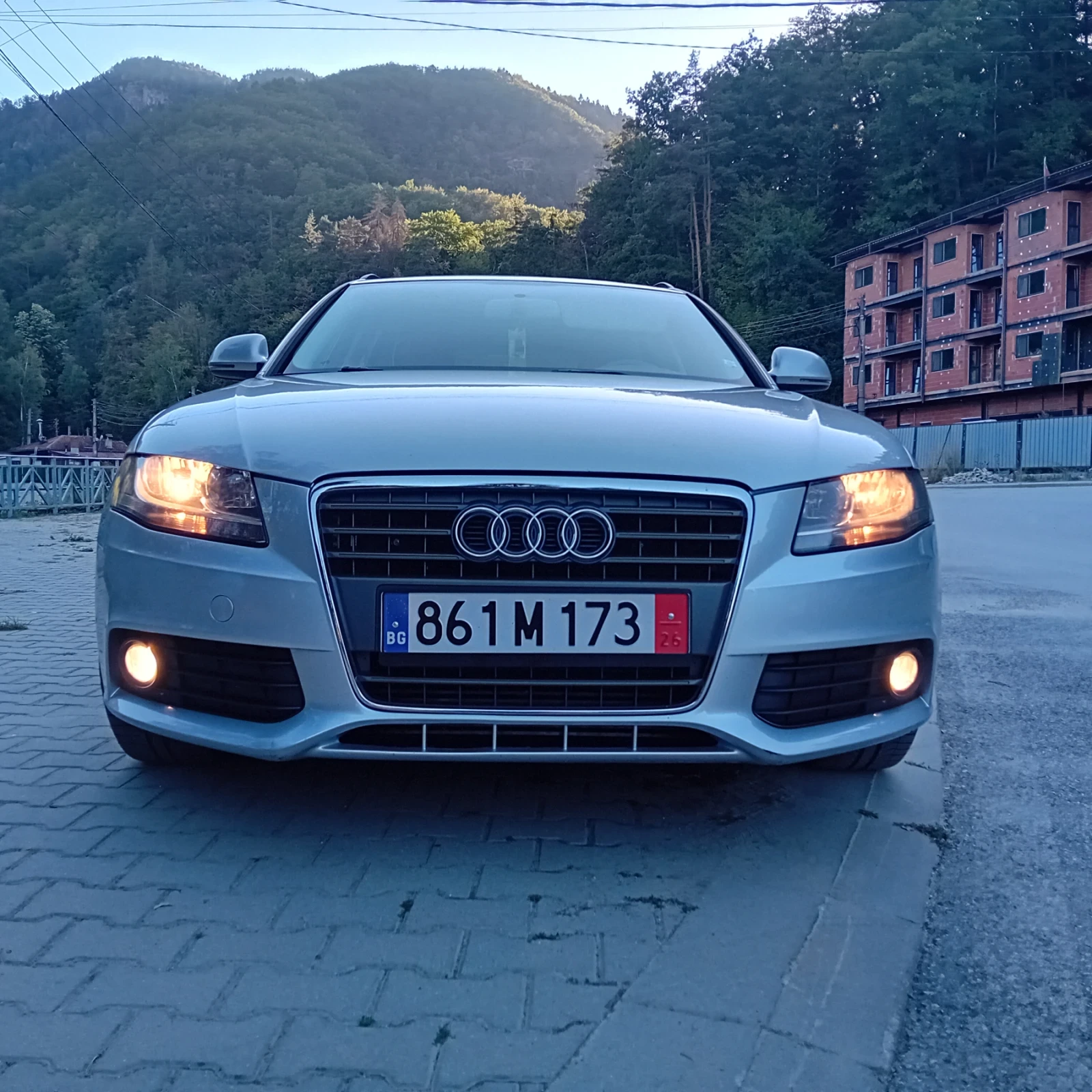 Audi A4 2.0TDI 143 коня