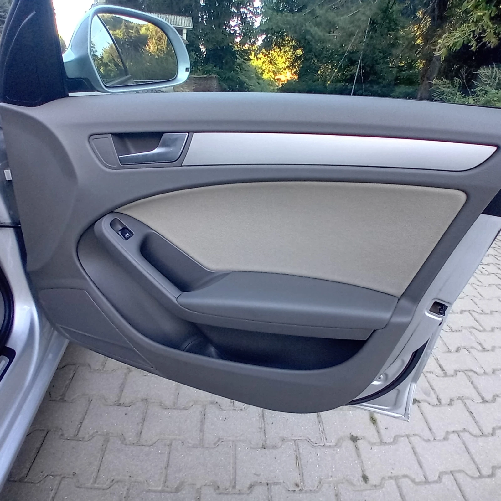 Audi A4 2.0TDI 143 коня, снимка 12 - Автомобили и джипове - 55962841