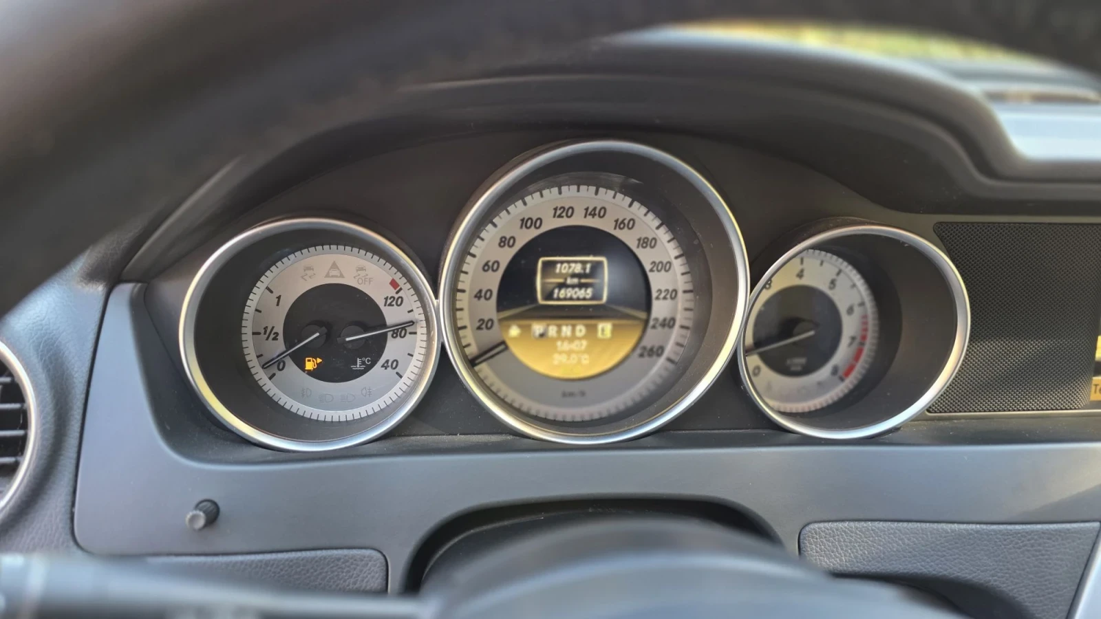 Mercedes-Benz C 180, снимка 11 - Автомобили и джипове - 56010770