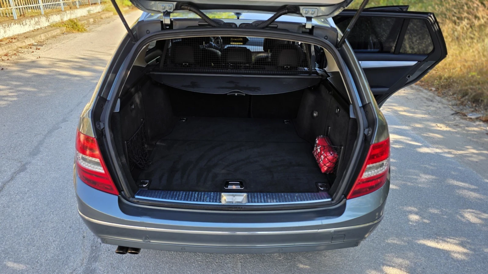 Mercedes-Benz C 180, снимка 8 - Автомобили и джипове - 56010770