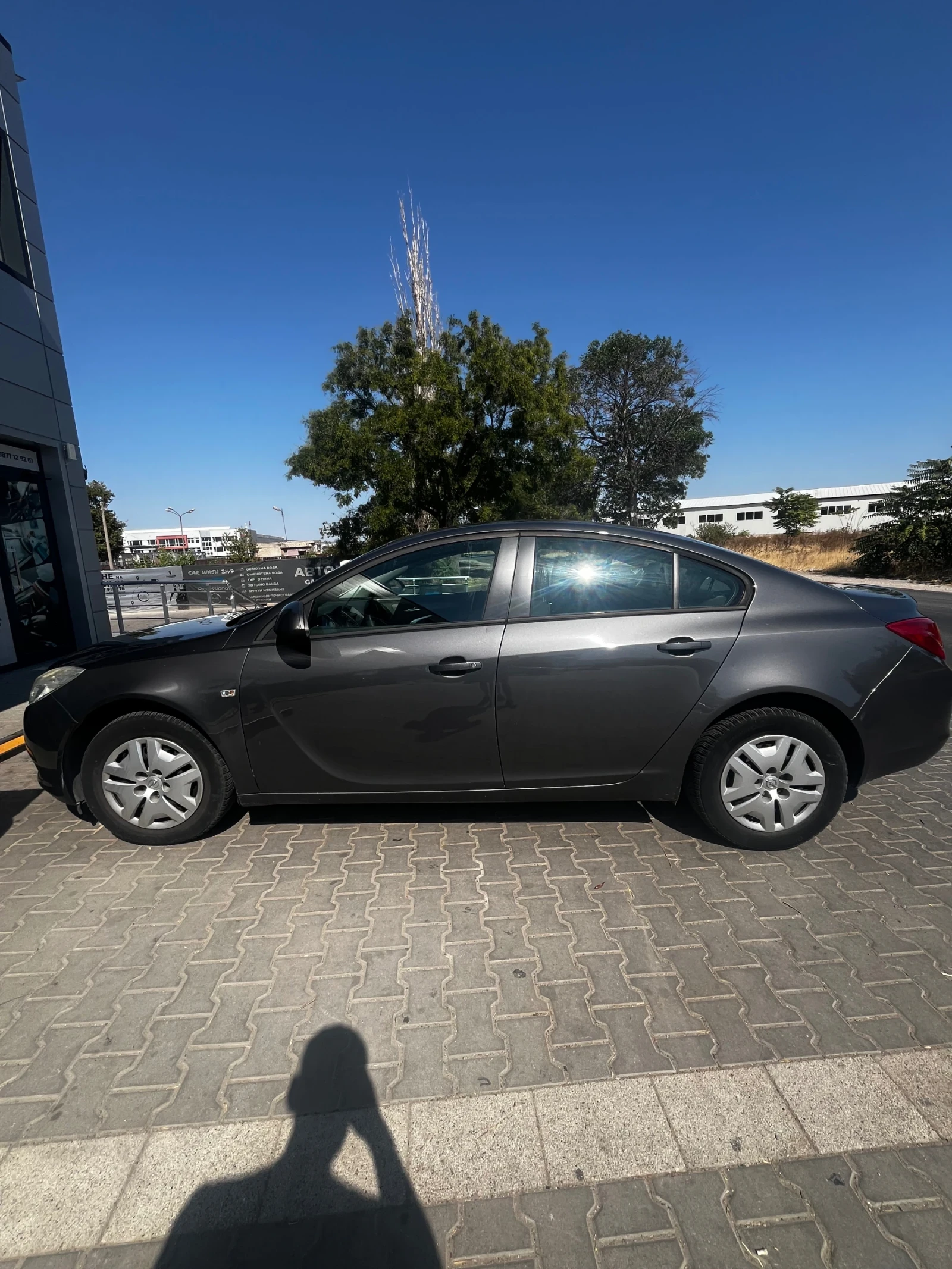Opel Insignia, снимка 2 - Автомобили и джипове - 56112786